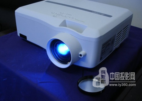 �����Ƴ��t��ͶӰ�C��ƷLH6580