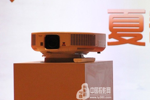 �ńӷǷ����������m--����¡�ذl������ͶӰ�C�®aƷXG-SV200XA