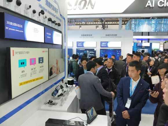 ̽�I2018����������ح������ҕչ�^�F�����r��