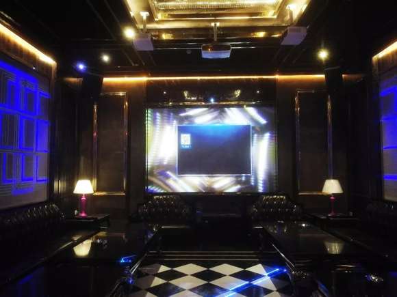 KTV����SEEMILE��ӛ����֮̎�����¾`��