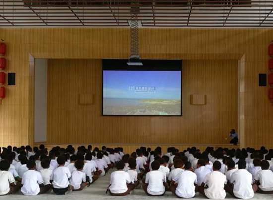 國家領導人親自揭牌,這座學校為什么這么牛?