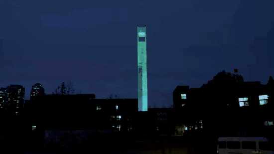 2018���Hý�w�����p��չ�ھ��_Ļ������������ͶӰ�C�@�G����F��