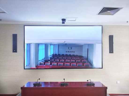 ���ϸ��^����ί�T��ҕ�l���h�ґ���Voury׿�A΢�g��LED�@ʾ����Ļ