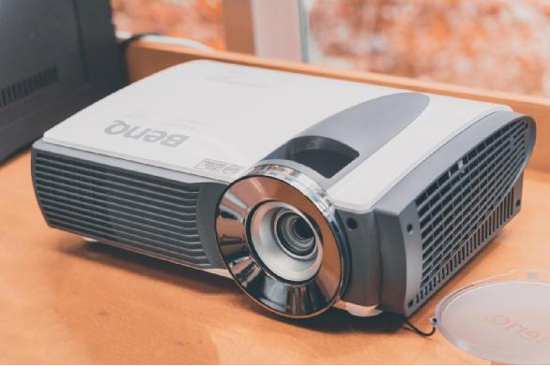 �_���@ô�õĕ�������ĕ���ͶӰ�C�᣿