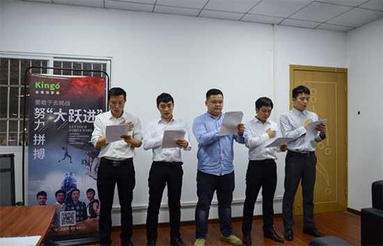 ���ͶӰĻ���M�����S�M���F꠽��O�Є�������ô����