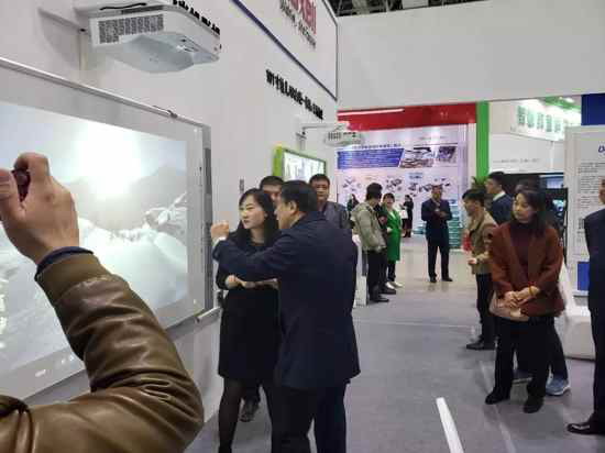 ���n�ðᵽչ��(hu��)�F(xi��n)��(ch��ng)���|����ԭ�@�ӡ����D(zhu��n)���ӱ�ʡ�����b��չʾ��(hu��)