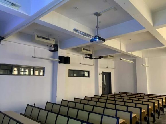 �������������������W��ý�w���Ҹ�������