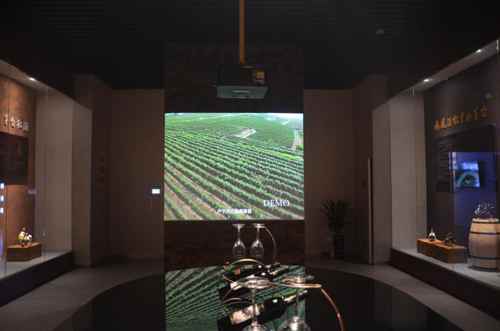 ��Ӱ�����������Ļ� �������⹤��ͶӰ�C(j��)����é�_(t��i)ӡ���^