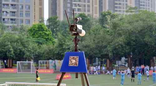 ���Ƿ��W�R��������W(xu��)У�w�(y��n)У�@�����Ļ����JȡyFoot�@�߶��c(di��n)ٝ��