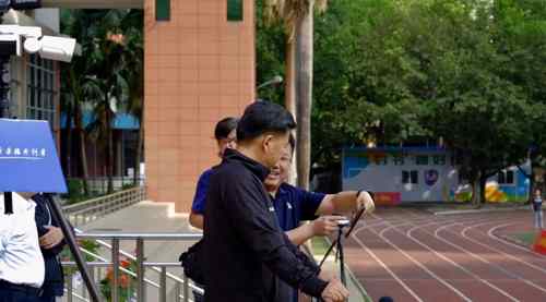 ���Ƿ��W�R��������W(xu��)У�w�(y��n)У�@�����Ļ����JȡyFoot�@�߶��c(di��n)ٝ��