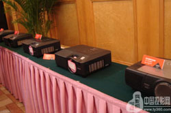 ������ͶӰ�ڡ� ͶӰ�Ƹ��c����������������ͶӰ�C��Ʒ�l��������վ