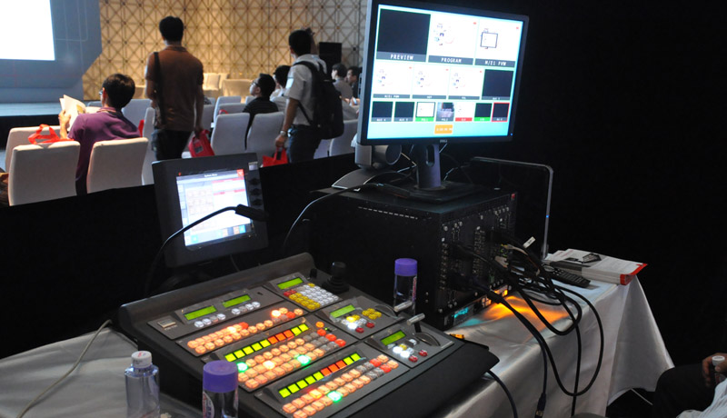 2013�ͿɌ��I�@ʾϵ�y�V�ݡ�����D�p