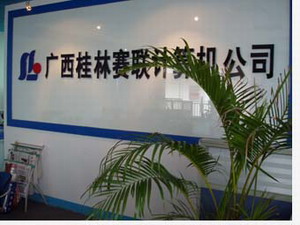 �V��ͶӰ�C������